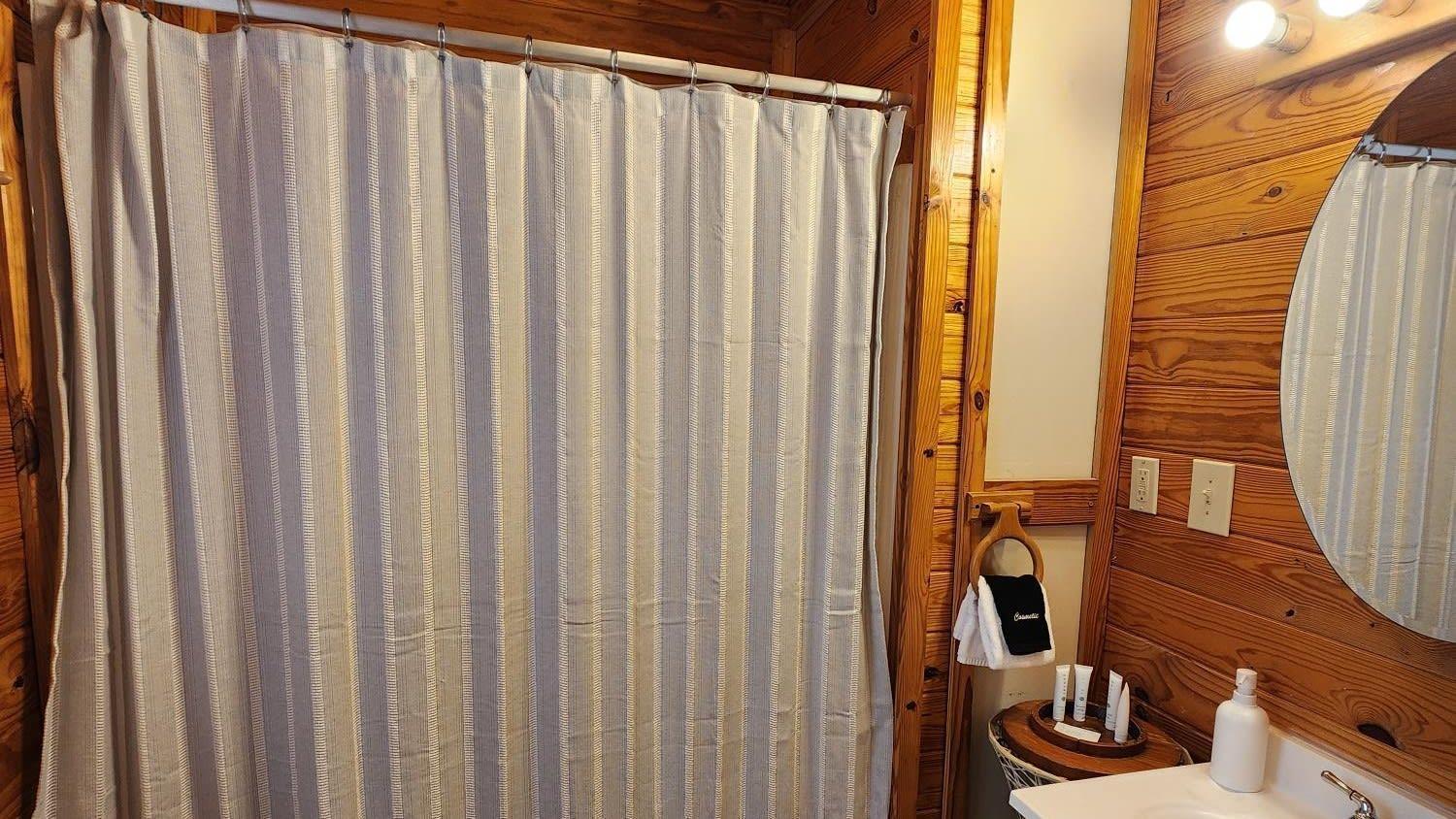 Cuddles, 1 Bedroom Studio, Walk To Downtown And Hiking Trails! Gatlinburg Exteriör bild